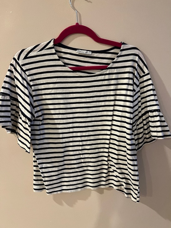 Zara Tops - Zara Black & White Striped Short Sleeve Ruffle-Sleeve Tee Size Small